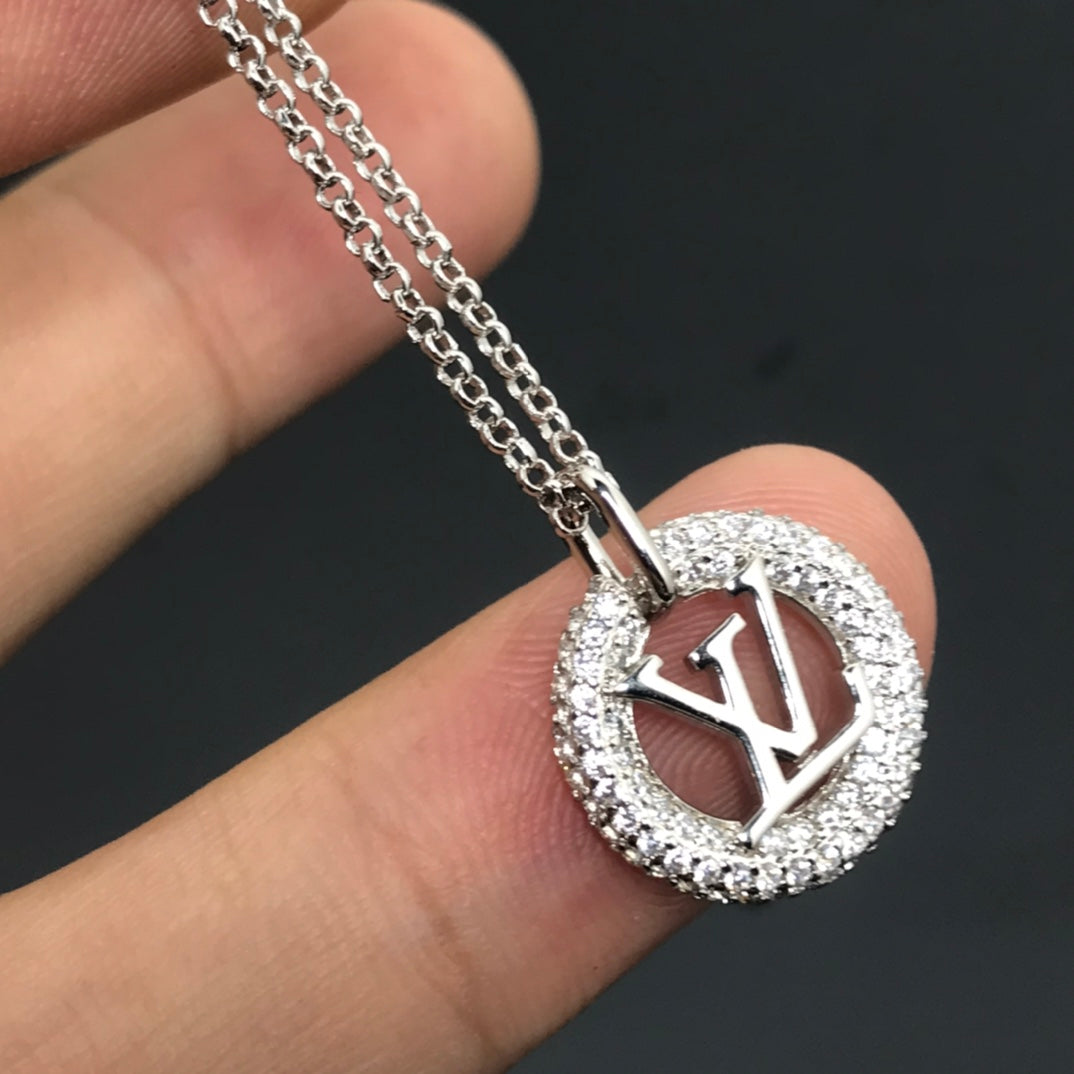 New Arrival LV Necklaces 024