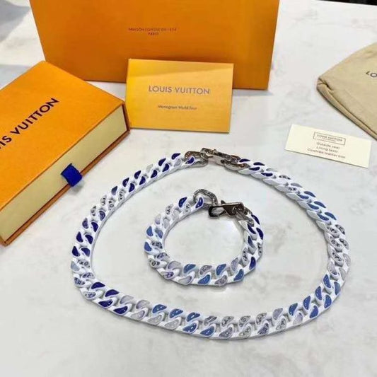 Combo New Arrival LV Necklaces 096