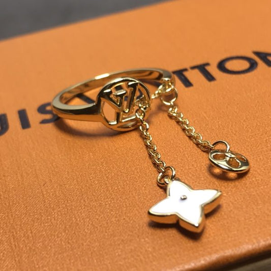Combo New Arrival LV Necklaces 105