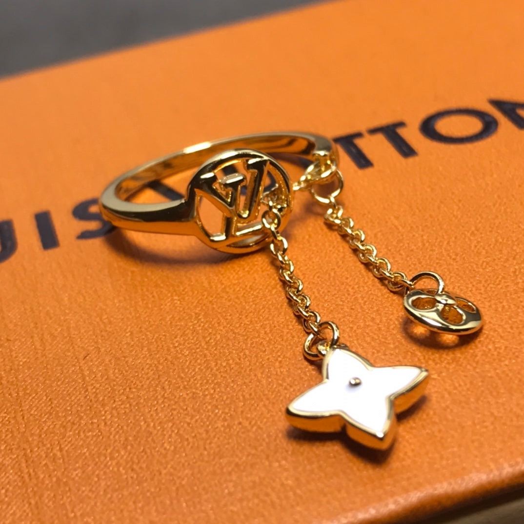 Combo New Arrival LV Necklaces 105