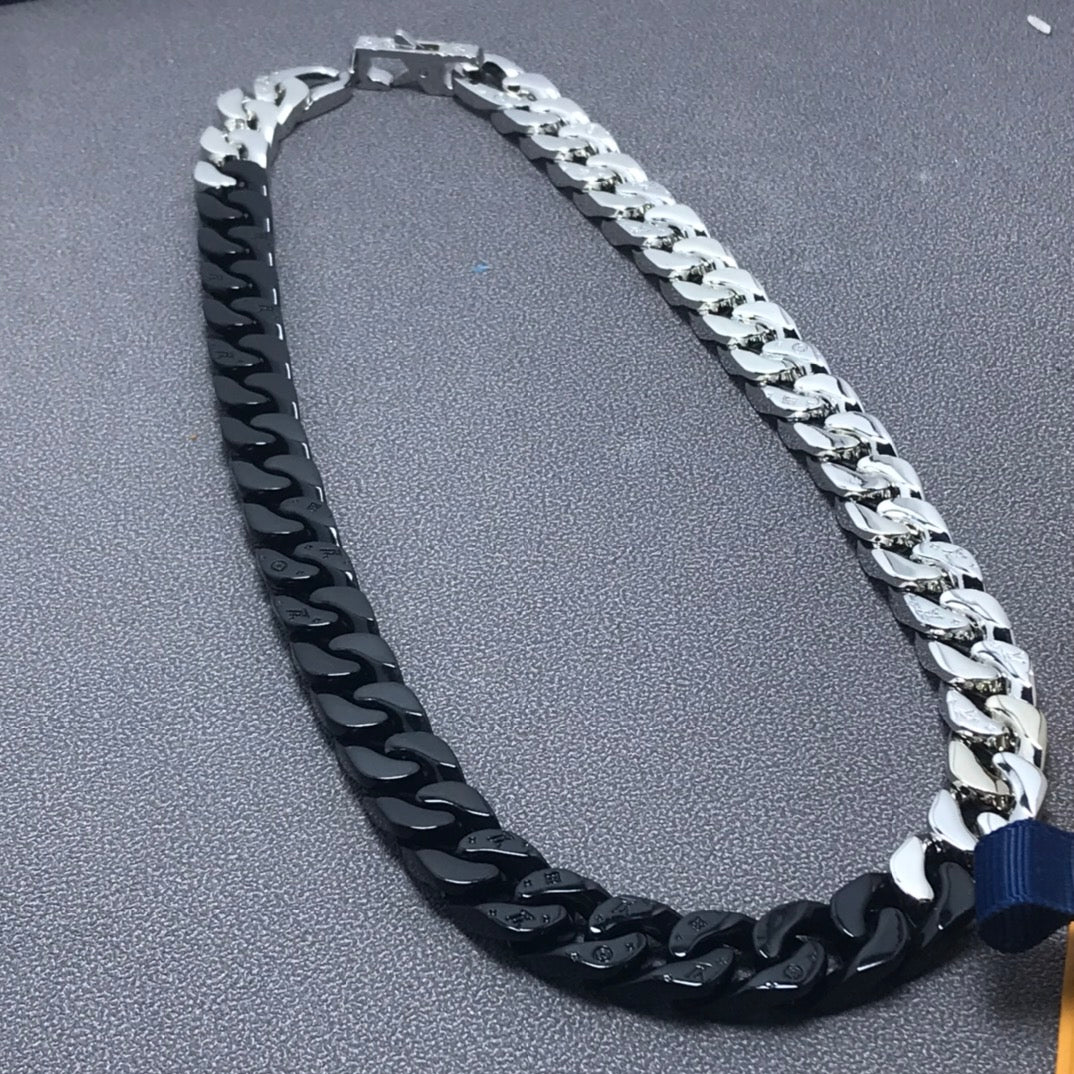 New Arrival LV Necklaces 062
