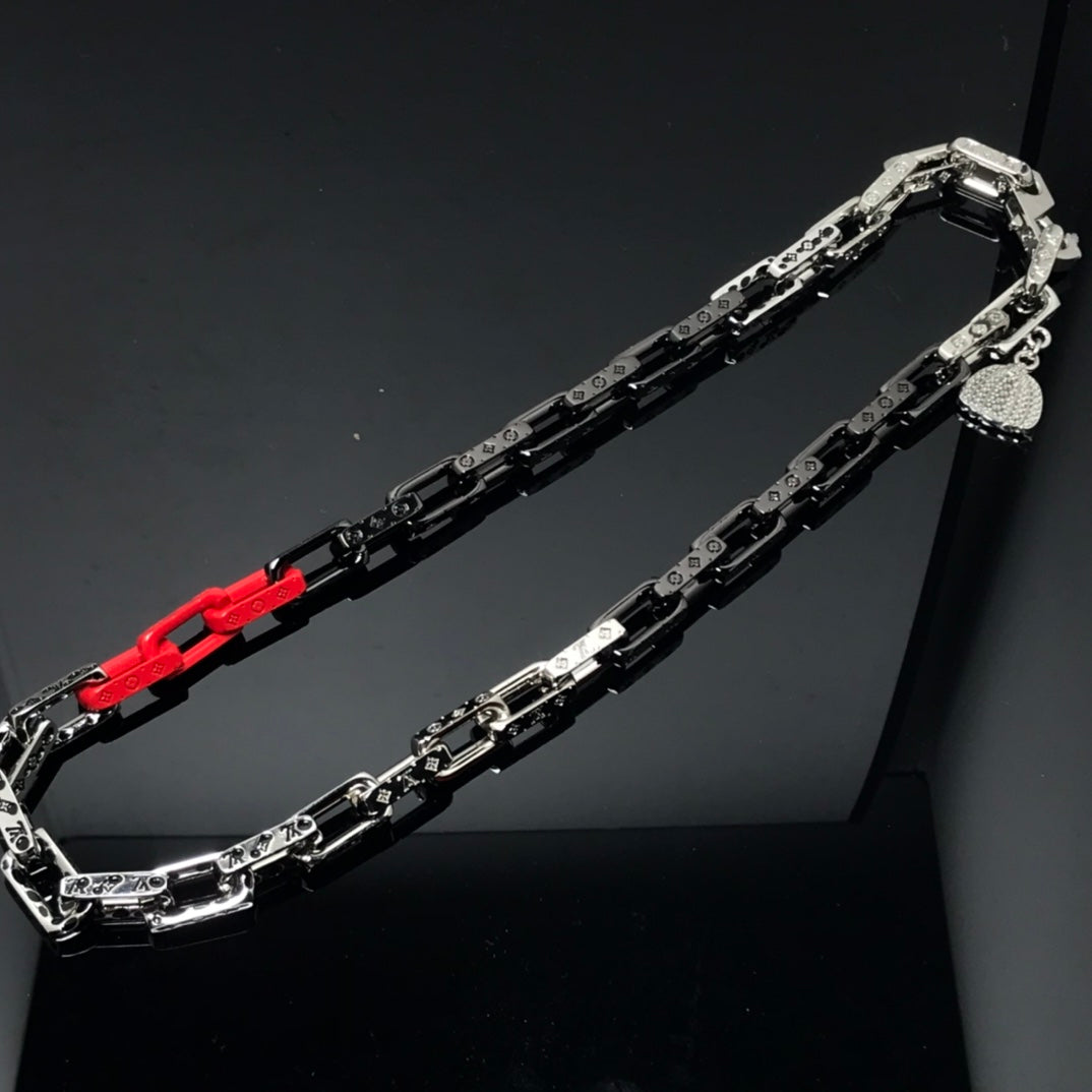 New Arrival LV Necklaces 041