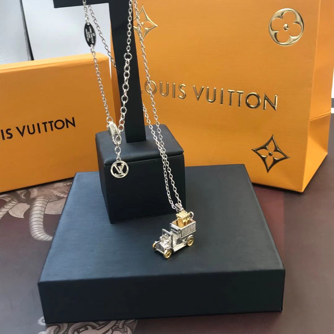 New Arrival LV Necklaces 091