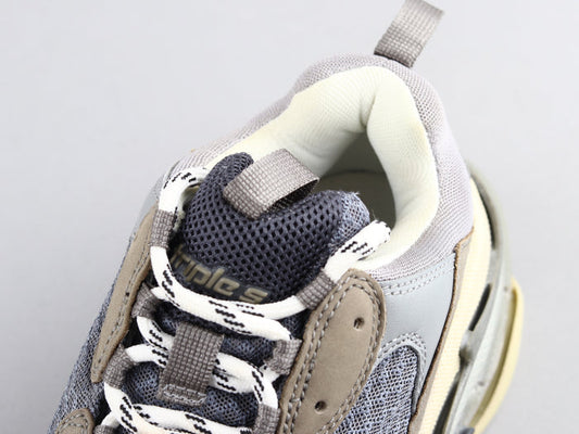 BL - Bla Triple S Grey Sneaker