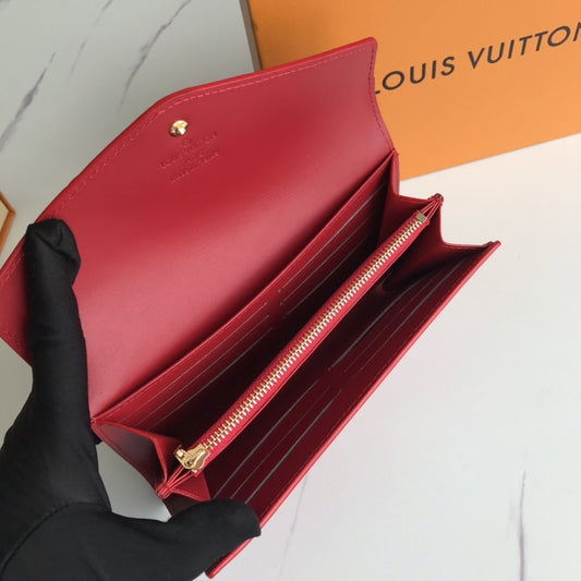 BL - High Quality Wallet LUV 008