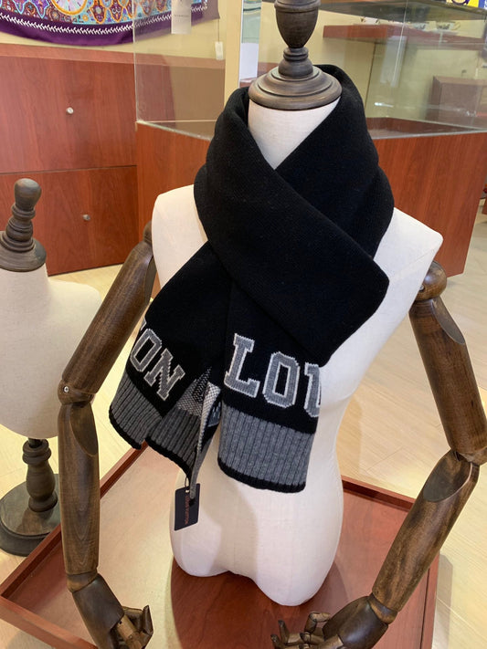 High Quality LUV Scarf 028