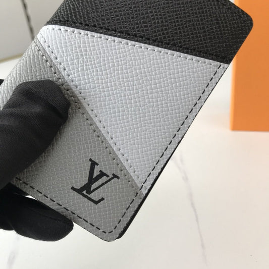 BL - High Quality Wallet LUV 013