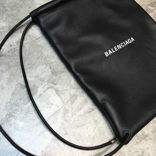 Balen Everyday Drawstring Backpack In Black, For Women, Bags 18.5in/47cm