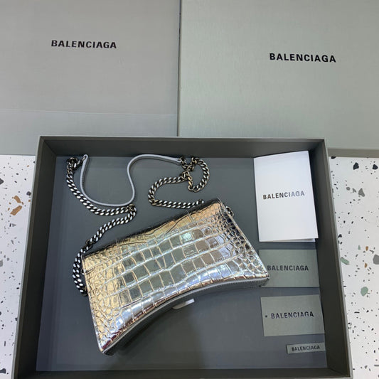 Balen Hourglass Wallet On Chain in Sliver, For Women, Bags 9in/23cm