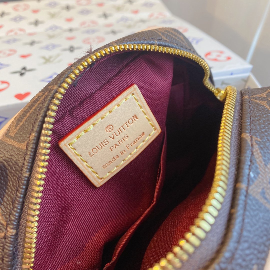 BL - High Quality Bags LUV 083