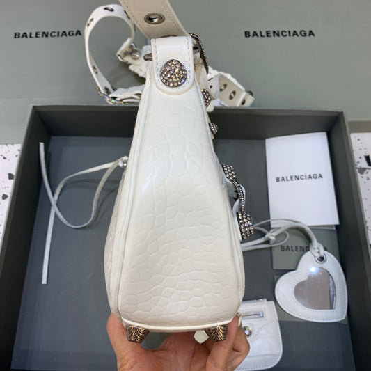 Balen Le Cagole XS Shoulder Bag In White, For Women, Bags 13in/33cm 700940210BK9104