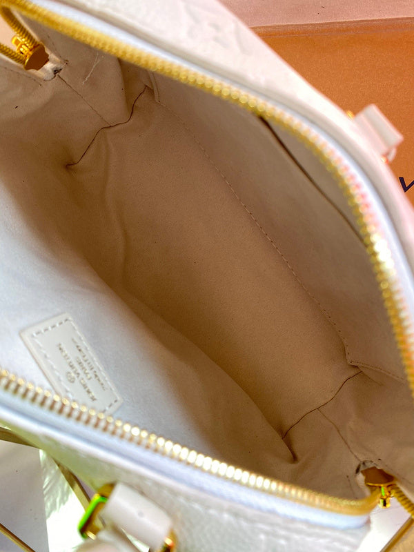 Fashion Lu-Vi bags - 3846