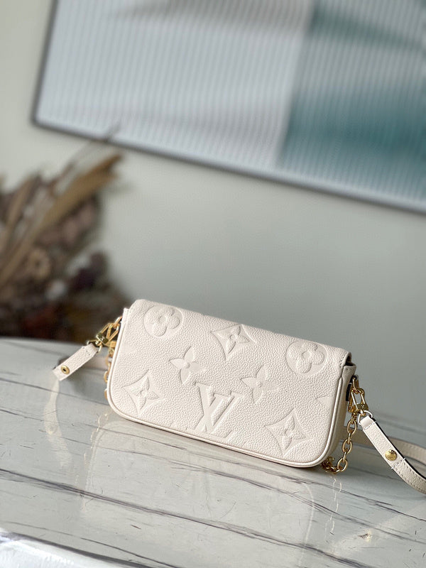 Fashion Lu-Vi bags - 4164