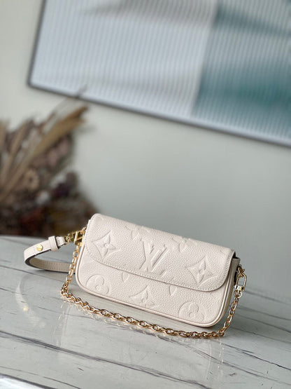 Fashion Lu-Vi bags - 4164