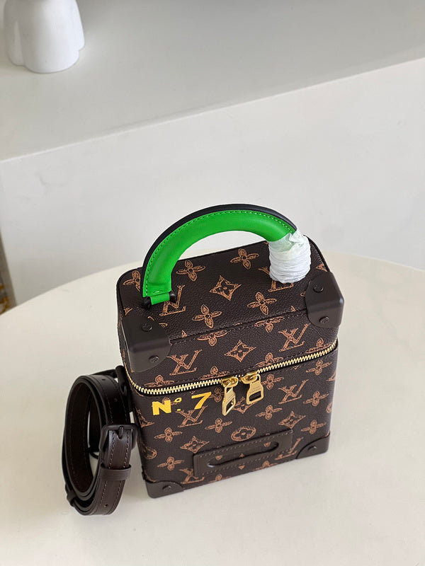 Fashion Lu-Vi bags - 3085