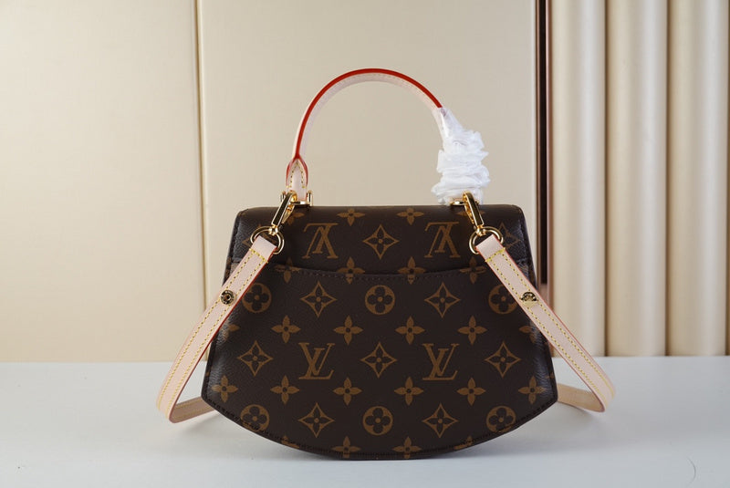 Fashion Lu-Vi bags - 3402