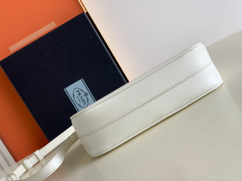 Oz - Fei Bags - 1599