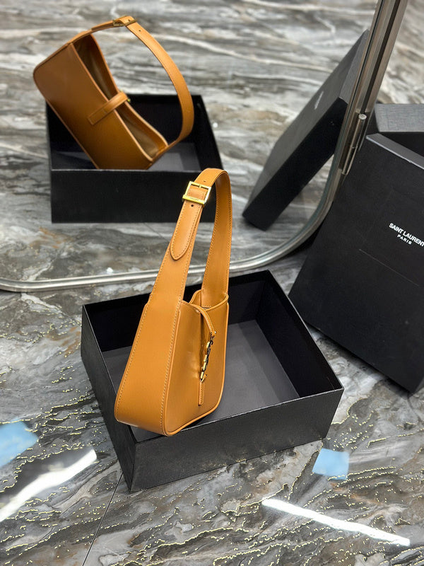 OZ - SLY Bags - 600
