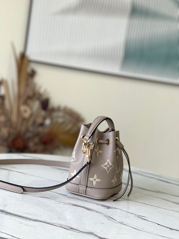 Fashion Lu-Vi bags - 4545