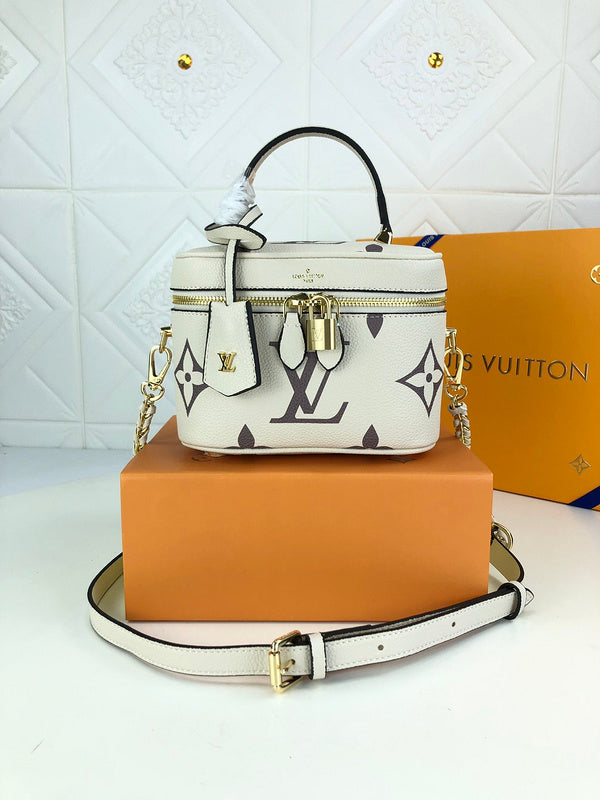 Fashion Lu-Vi bags - 3803