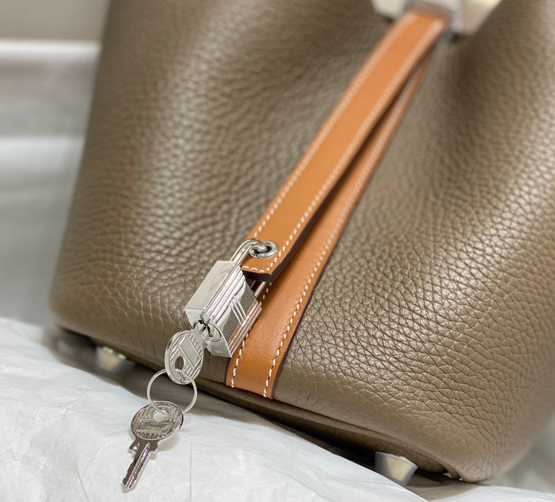 Ozarra - HMS Bags - 035