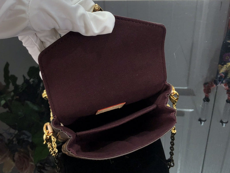 Fashion Lu-Vi bags - 2458