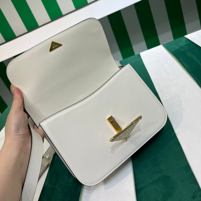 Oz - Fei Bags - 700