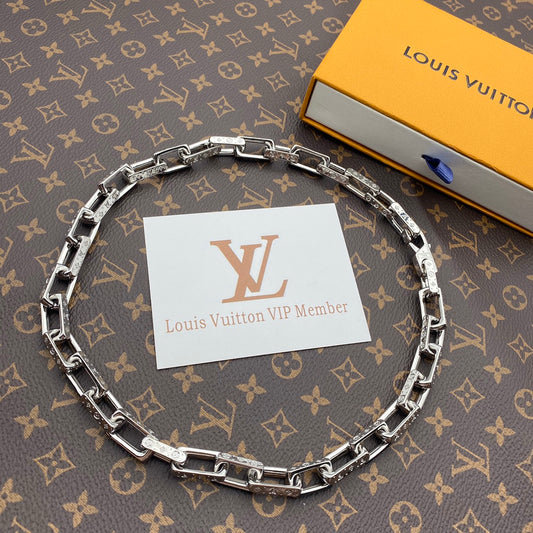 New Arrival  LV Necklaces 079