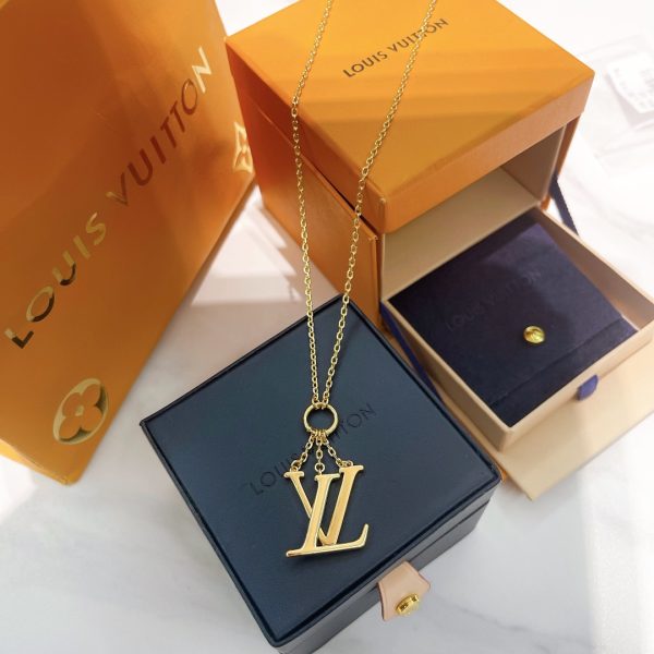 New Arrival  LV Necklaces 058