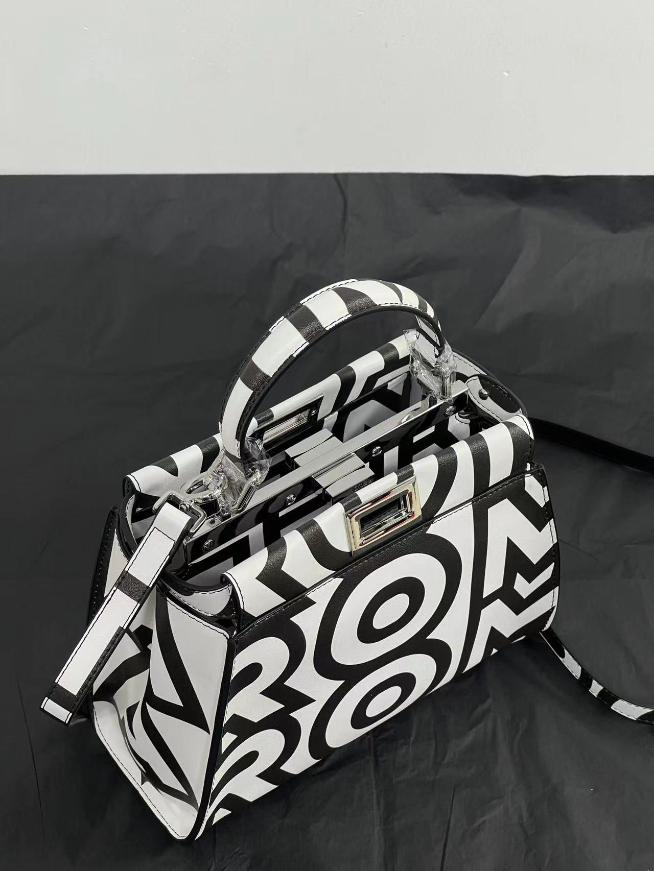 Ozarra -  Bag - FED - 086