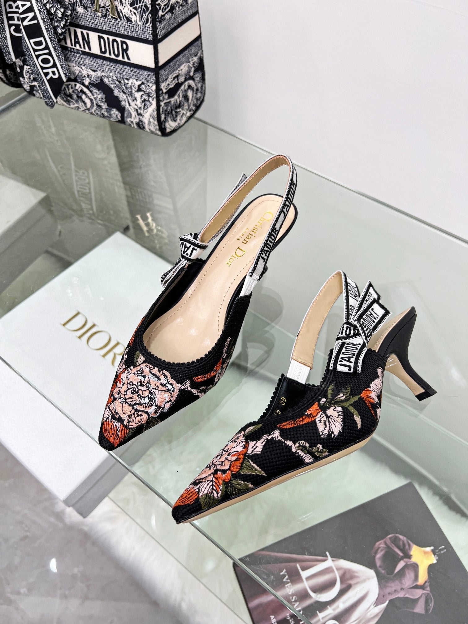 Luxury Shoes - DIR - 423