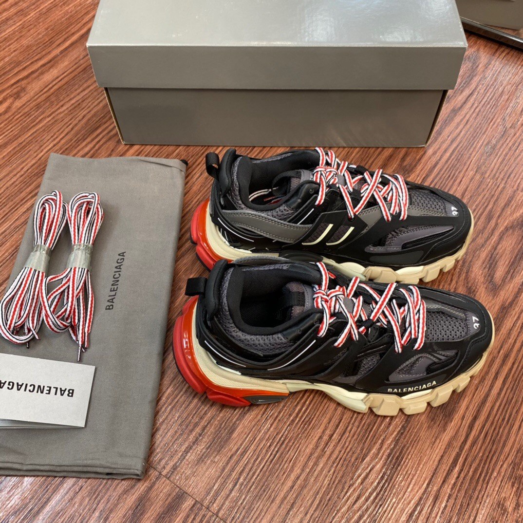 BL - Bla Track Trainer Black Red