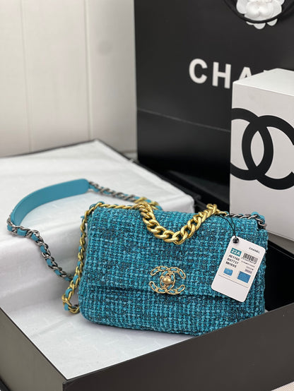 CN 19 HANDBAG