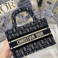 DI Mini Book Tote Blue Oblique Embroidery, Blue/Black Handbags, 23cm CD S5475ZRIW_M928