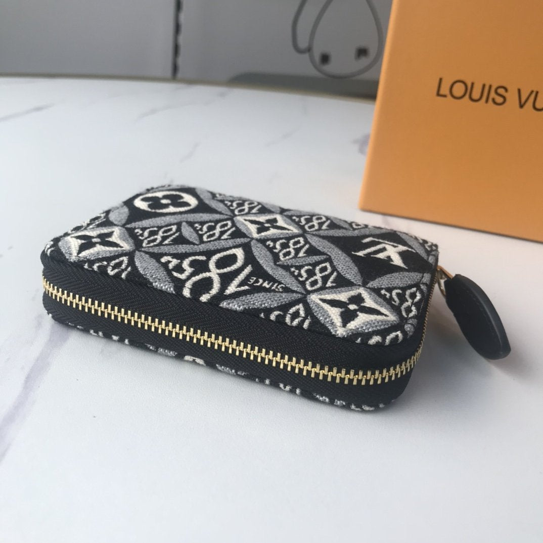 BL - High Quality Wallet LUV 023