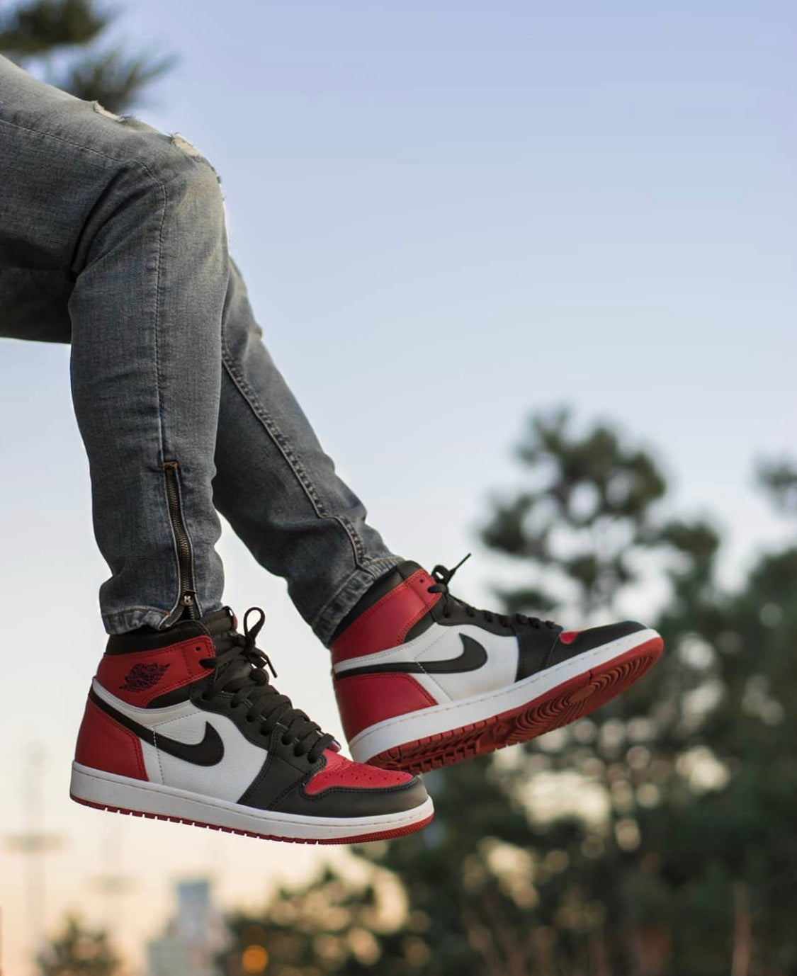 BL - AJ1 black red toe