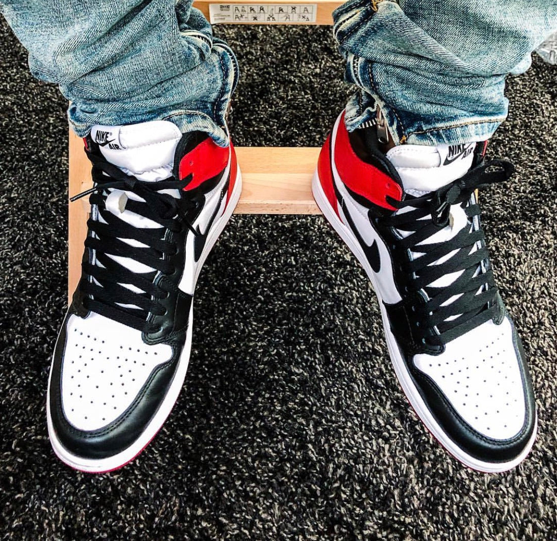 BL - AJ1 black toe