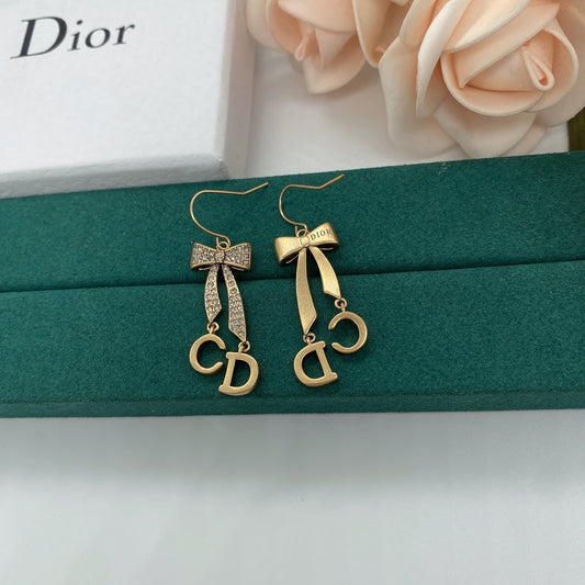 High Quality Earring Dir 033