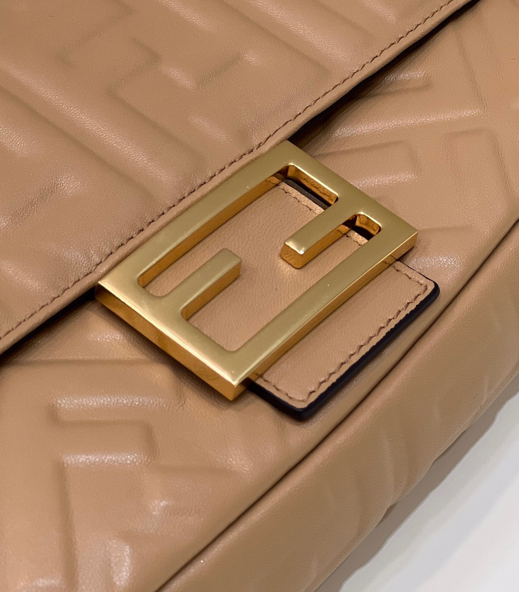FI Baguette Brown For Women, Women’s Handbags, Shoulder And Crossbody Bags 10.6in/27cm FF 8BR600