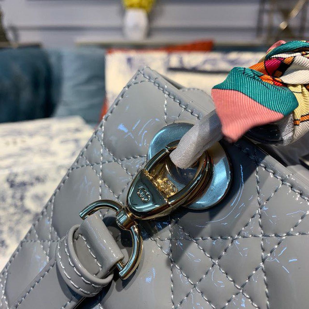 DI Small Lady Bag Gold Toned Hardware Patent Light Grey For Women 20cm/8in CD M0538ILOI_M41G