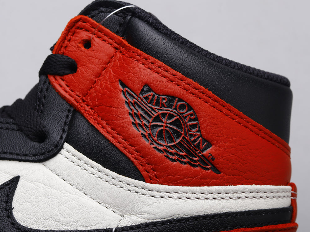 BL - AJ1 black red toe