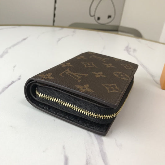 BL - High Quality Wallet LUV 039
