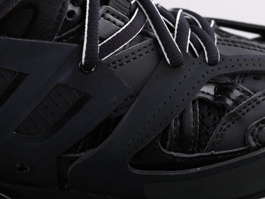 BL - Bla Track Three Generations Black Sneaker