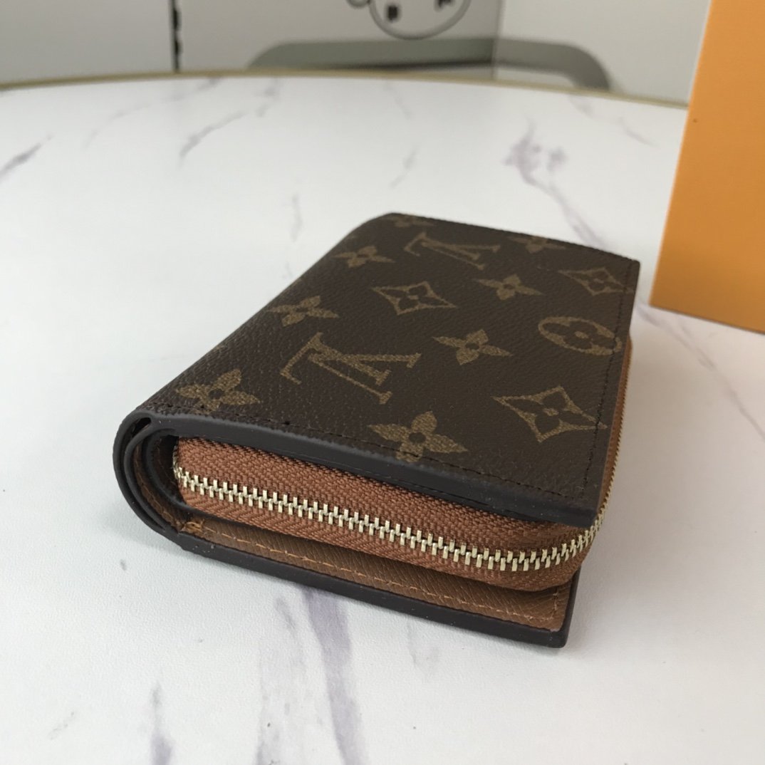 BL - High Quality Wallet LUV 038