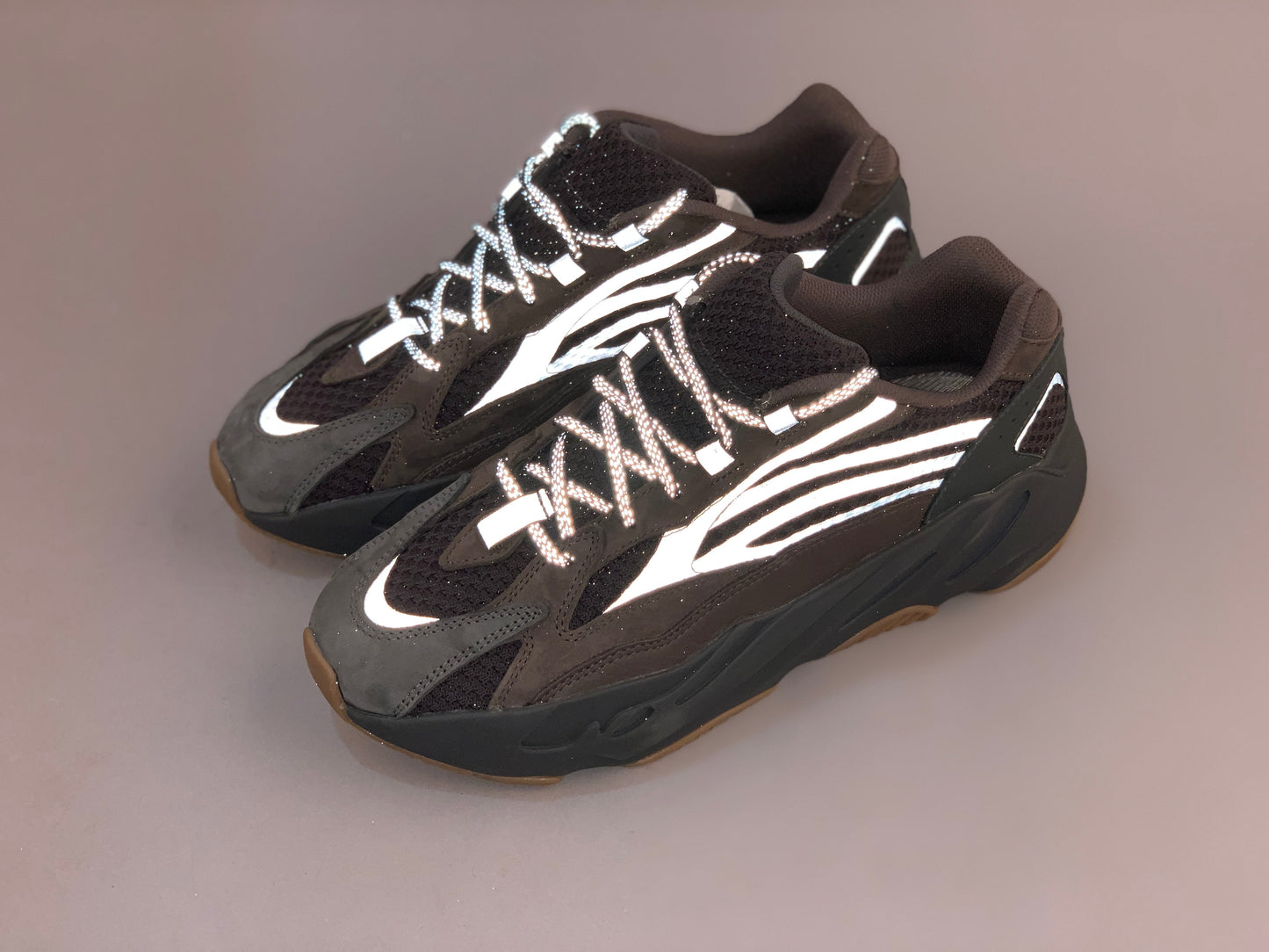 BL - Yzy 700 Geode Sneaker