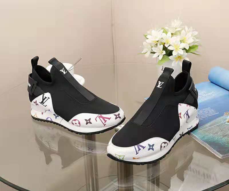 BL - High Quality Luv Sneaker 078