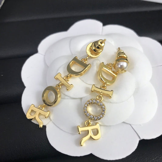 High Quality Earring DIR 001