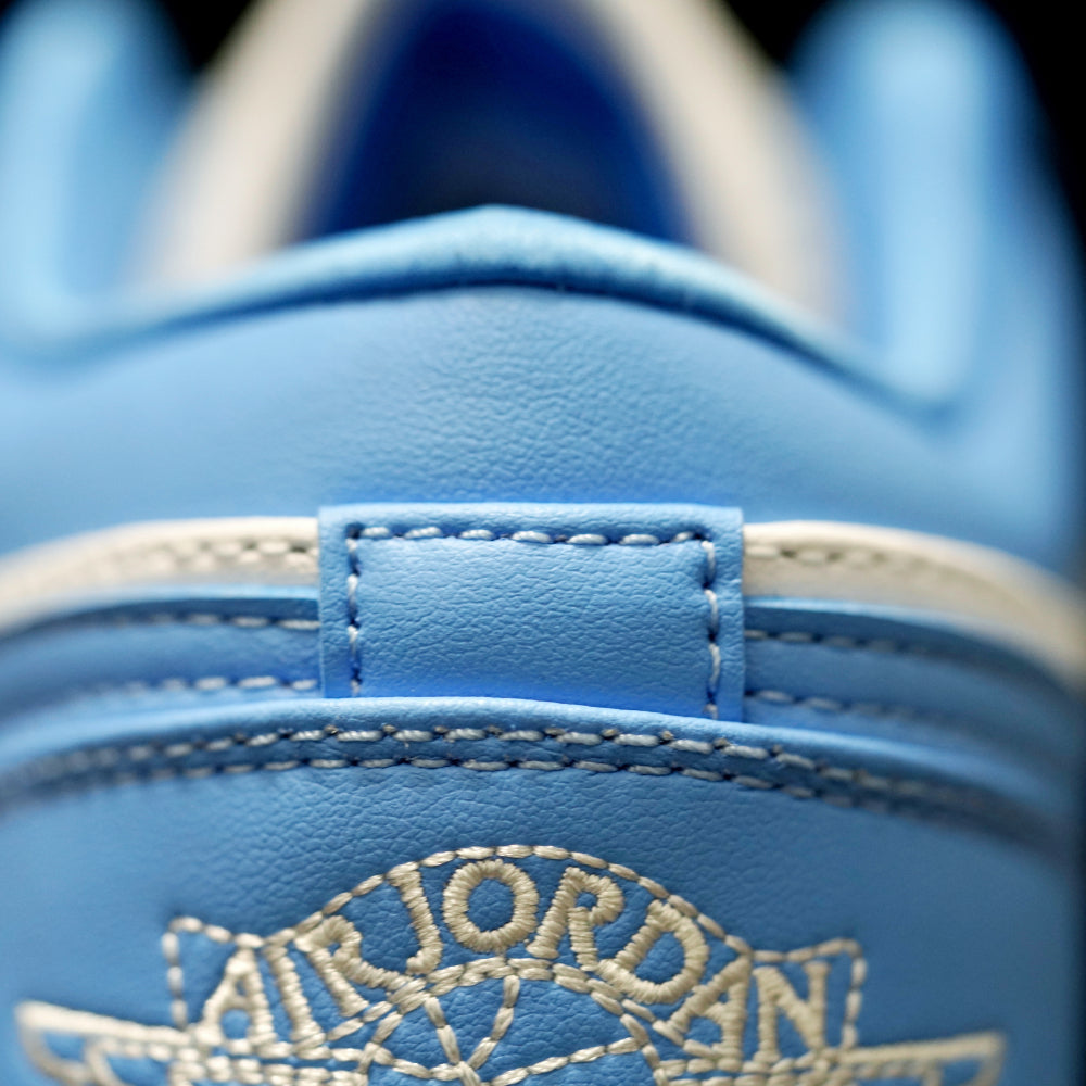 BL - AJ1 Low North Carolina Blue