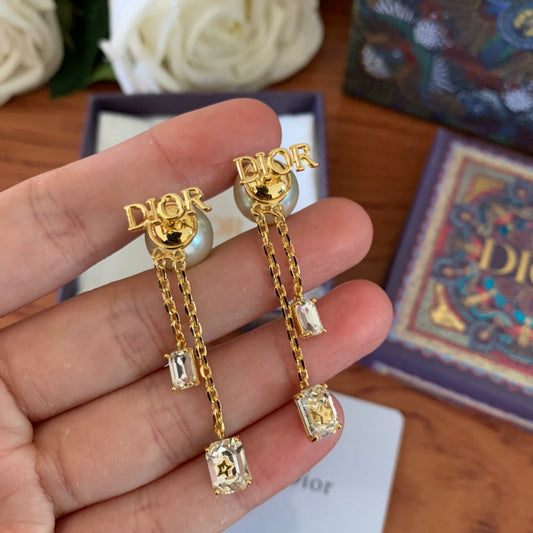 High Quality Earring Dir 016