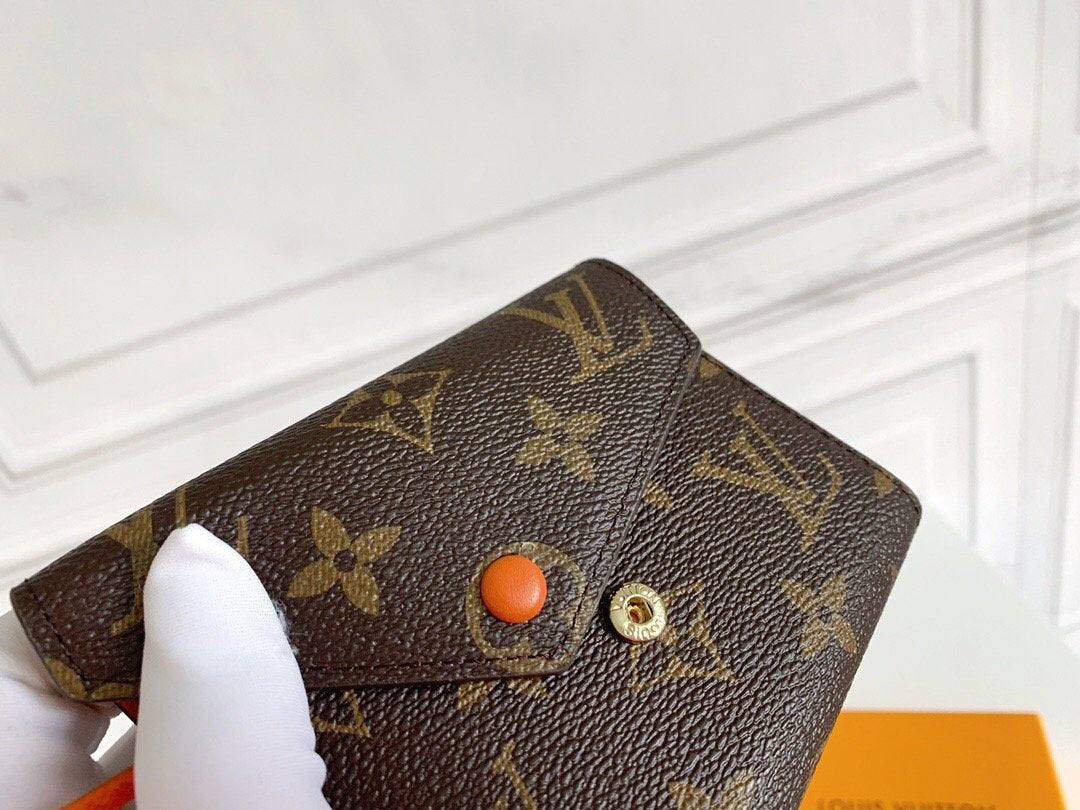 BL - High Quality Wallet LUV 113